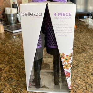 Bellezza 4 piece hairbrush set
